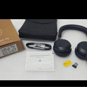 Wireless Over-Ear Headphones in Matte Black Jabra Evolve2 75